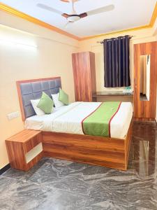 Hotel enigma grand
