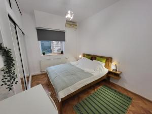Old Town One Bedroom Studio