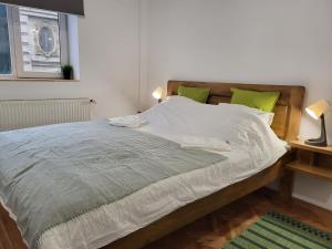 Old Town One Bedroom Studio
