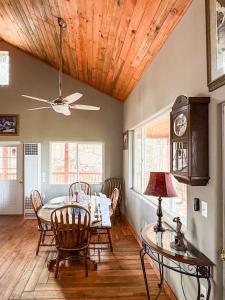 Ricks Mountain Retreat
