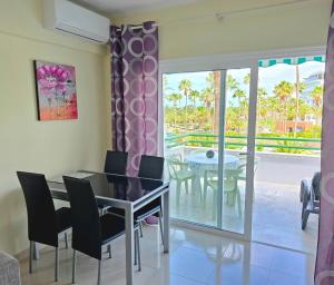 Studio in beachfront complex in El Duque area, Costa Adeje
