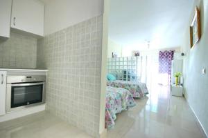 Studio in beachfront complex in El Duque area, Costa Adeje
