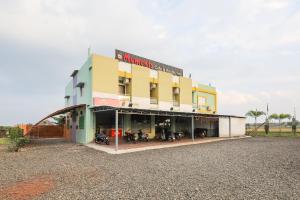 Hotel O Rajwada-2
