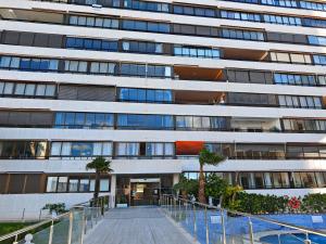 Emerald Levante - Panoramic Sea View Apartment