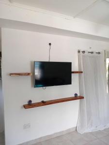 Cozy Swahili Cottage by the Beach in Diani
