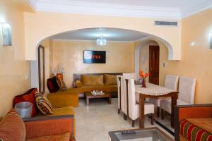 Charming Majorelle Apartment, Pool and Balcony