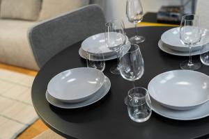 Rentero New Apartment in Žižkov - Balcony & Near Vítkov