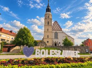 Bolesławiec City Apartment