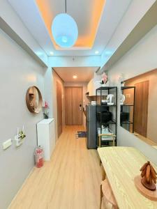 Urban Luxe Stay