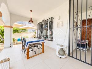 Casa con jardín a pocos metros de la playa 112D - INMO22