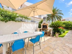 Casa con jardín a pocos metros de la playa 112D - INMO22