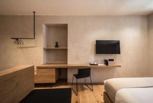 M Suites