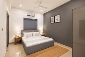 Homely 2BHK at Lakecity Apartments by Viraalay
