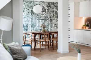 Blich Premium Apartment - Old Town - by Upstairs