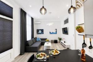 Central Suites Aegina 2