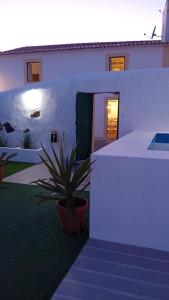 Casa da Pedra Branca