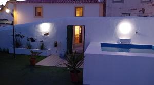Casa da Pedra Branca