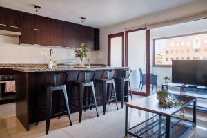 El Golf Family Oasis near Costanera Center