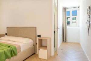 Exclusive Violet Apartment - Como Center - Station