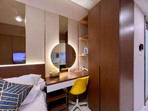Sky House Apartment BSD Tower Leonie with Smart TV 43 inch by Zora Nara Living