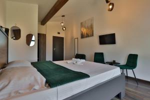 Watra Chalet