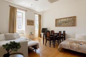 Elegant 2BR Letná Apt Prague Walk