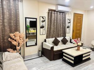 Welcome to Vandanam stays