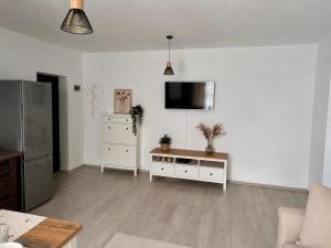 Minimalist urban stay