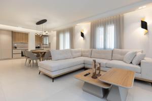Coryfes Luxury Apartments