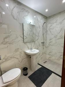 Appartement moderne avec garage privé et ascenseur Témara