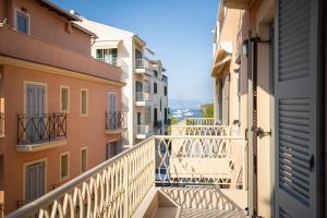 Coryfes Luxury Apartments