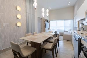 Luxurious 3BR Penthouse apartment with ocean views