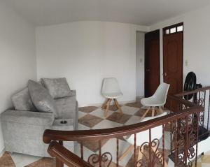 Beautiful house with garage in Buga