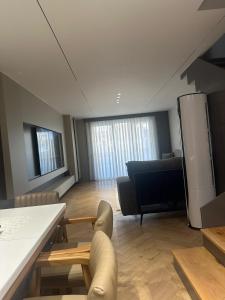 Zuna Apartment