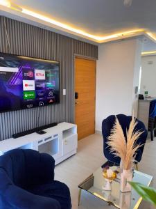 Beautiful apartment with terrace and private jacuzzi