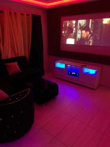Beautiful apartment with terrace and private jacuzzi
