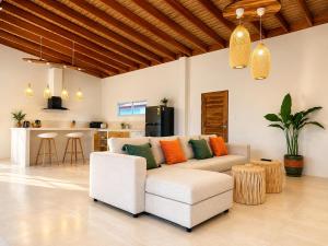 Ohlala Charming Private 3BR Pool Villa