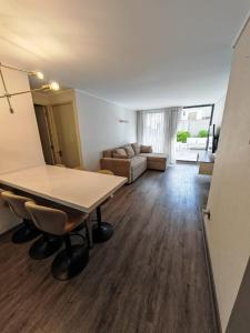 Viña- terraza y gran jardin privado- parrilla- 2dorm-a 10 minutos de la playa caminando