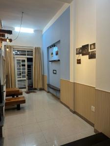 Nhà phố nguyên căn 3 phòng ngủ 3wc siêu trung tâm Huế
