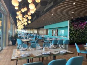 Premier ocean view Flamingo Cat Ba