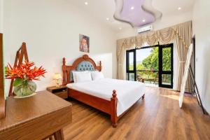 Sunstone Villa
