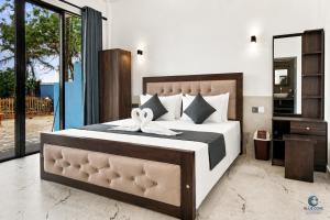 Blue Cove Hiriketiya Beach Resort