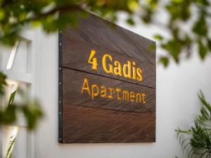 4Gadis Apartment Canggu