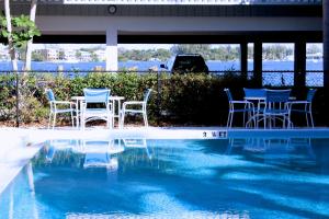 Anna Maria Island Beach Palms 2B