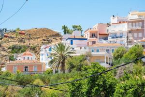 Traditional Aperi Home with Sea & Valley Views