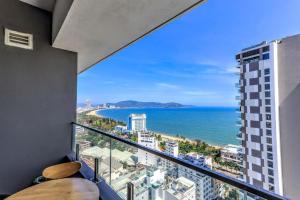 Three bedroom - flc sea tower the beach