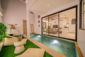 3BR Mengwi villa - pool & jungle rooftop