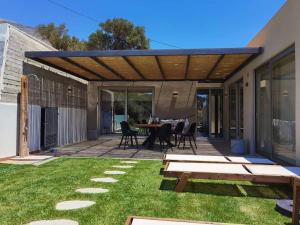 New Modern Villa Domus Myrtia with private pool & BBQ, 4km from nearest beach