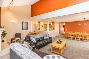 Beautiful townhome near base of Big Cottonwood Canyon - Hot Tub