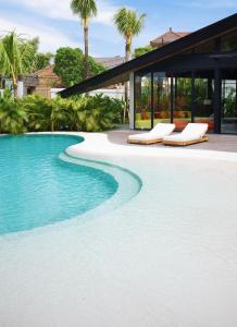 River Point 5BR Luxury Designer Villa